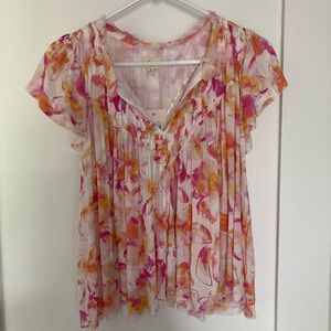 Elan short sleeve top